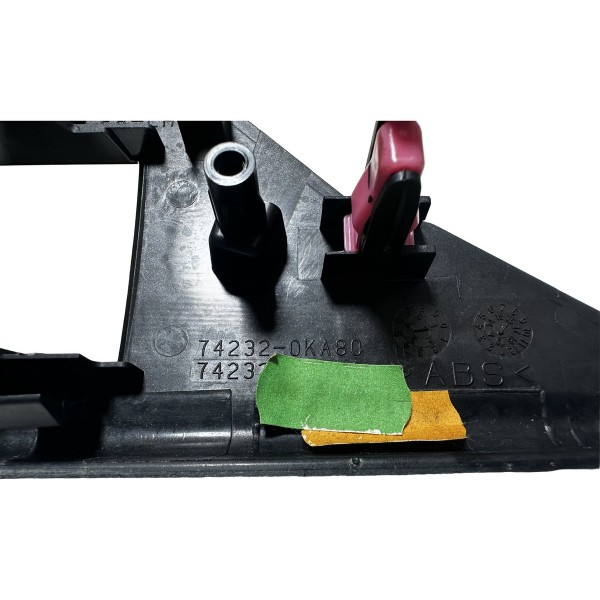 Moldura Botão Vidro Elétrico Dianteiro L/e Hilux 16/23 Orig