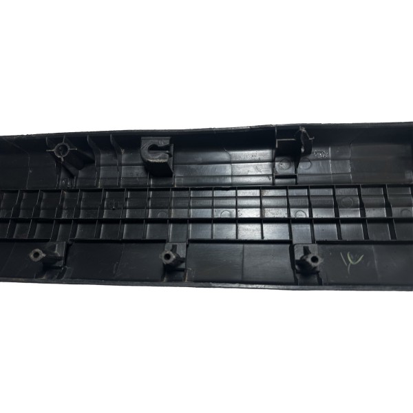 Soleira Porta Dianteira Esquerda S10 2013/2020 Original Preto