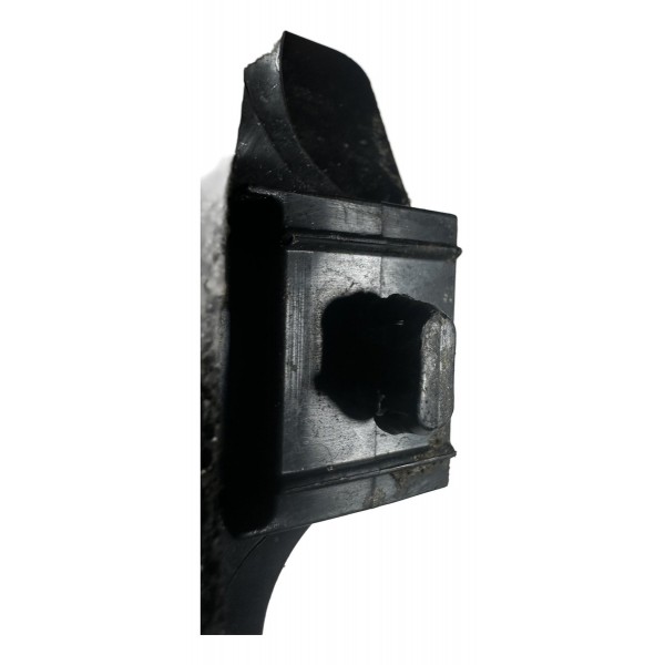 Defletor Interno Radiador Hilux Sw4 2016/2024 Original