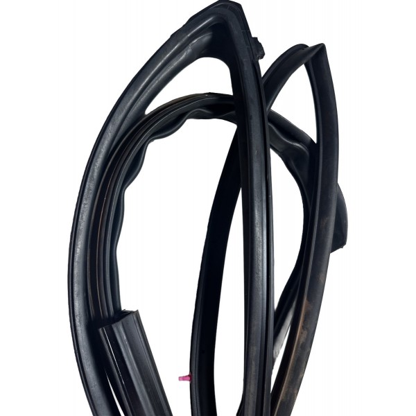 Borracha Fixa Porta Diant L/e Sw4 2.8 2016/2024 Original