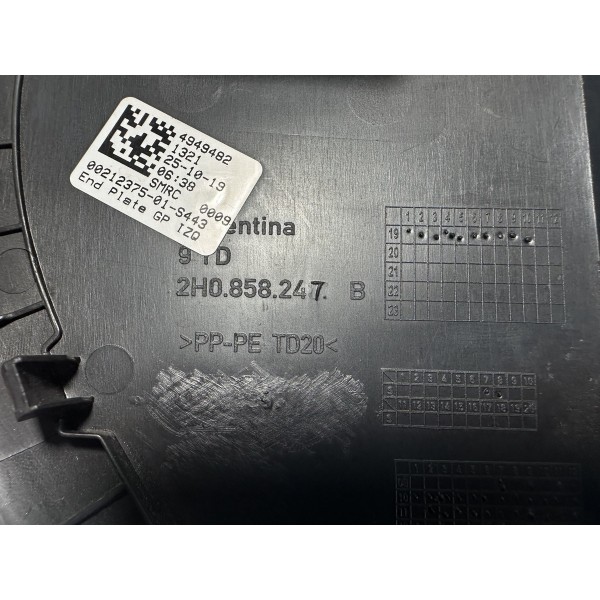 Acabamento Esquerdo Painel Amarok 3.0 2017/2023 V6 Original