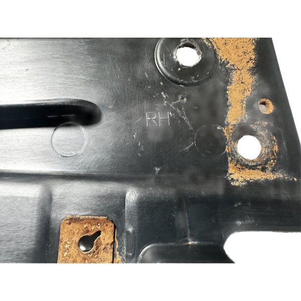 Suporte Bandana Lameiro Traseiro L/d Hilux 2016/2020 Orignal