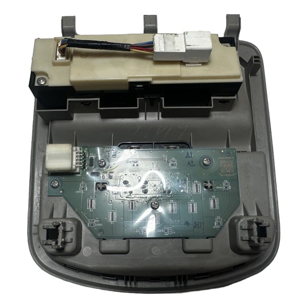 Luz De Teto Led Traseira Sw4  2016/2023 Original