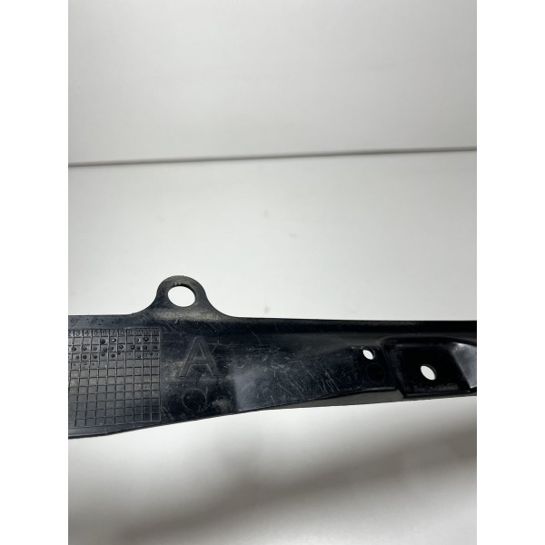 Defletor Superior Do Radiador Hilux Sw4 Diesel 16/22