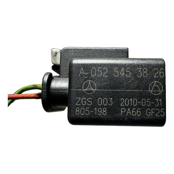 Conector De Chicote Mercedes W213 2018 Original A0525453826
