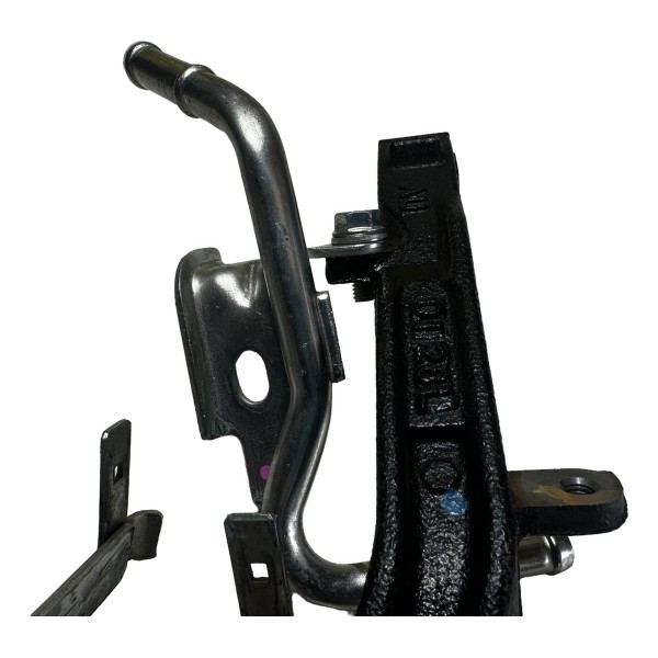 Suporte Do Coletor De Admissão Hilux 2.8 2023 Original