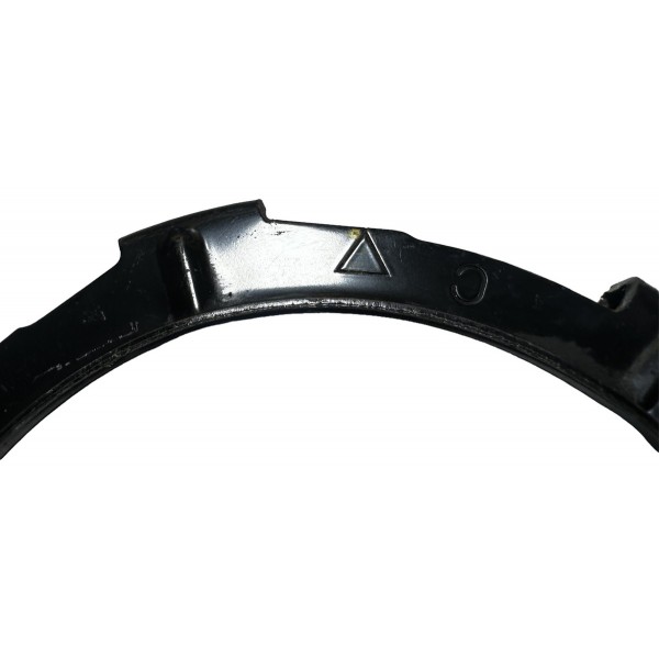 Trava Bomba De Combustível Hilux/sw4 2016/2020 Original