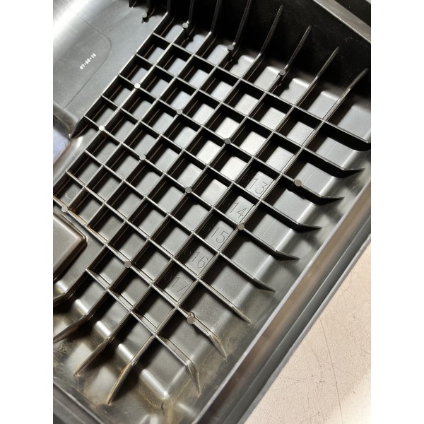 Tampa Caixa Filtro Ar Toyota Hilux 2016/20 177000l39 Origina