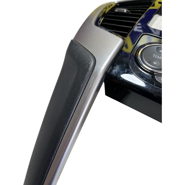 Central Moldura Comando Ar Condicionado Triton 2020/23 Orig