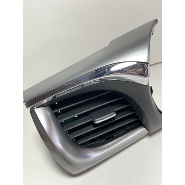 Difusor Ar Lado Esquerdo Toyota Hilux Sw4 16/22 Original