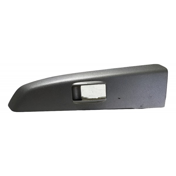 Moldura Comando Do Vidro Tras. L/e Hilux 2007/2015 Original