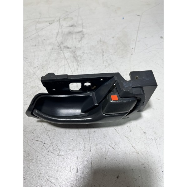 Maçaneta Interna Dianteira Direita S10 2012/2015 Original