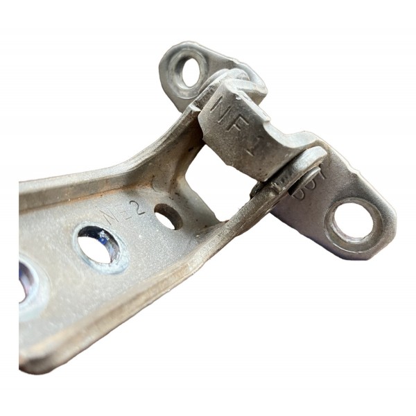 Dobradiça Porta Dianteira Direita Pajero 2008/2016 Original