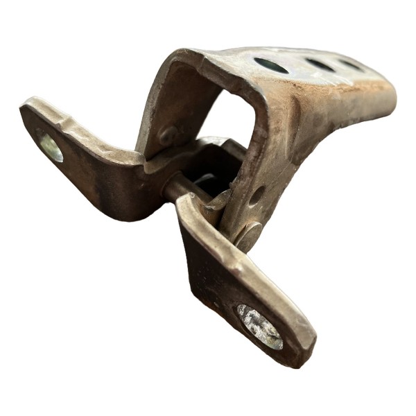 Dobradiça Inferior Porta Traseira Esquerda Pajero 2014 Orig