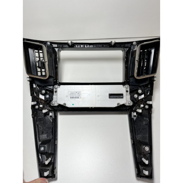 Moldura Central Multimídia New Triton 20/23 Original