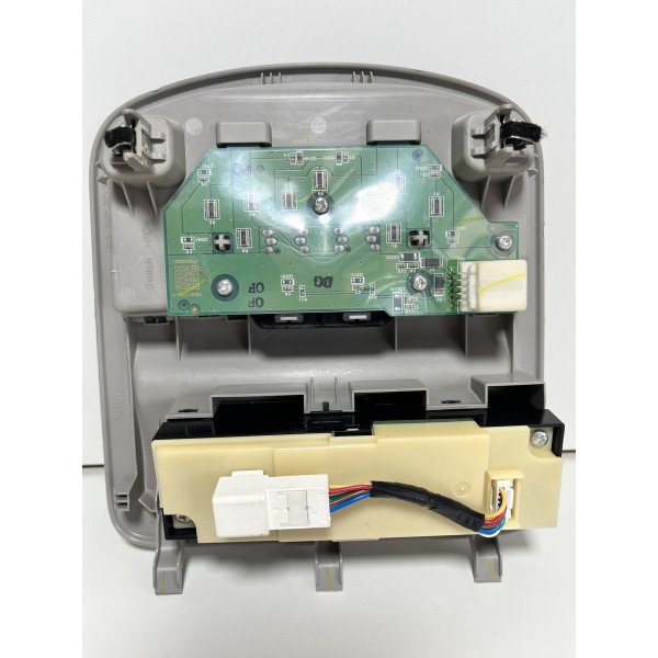 Luz Teto C/ Comando Ar Hilux Sw4 2.8 16/20 Original