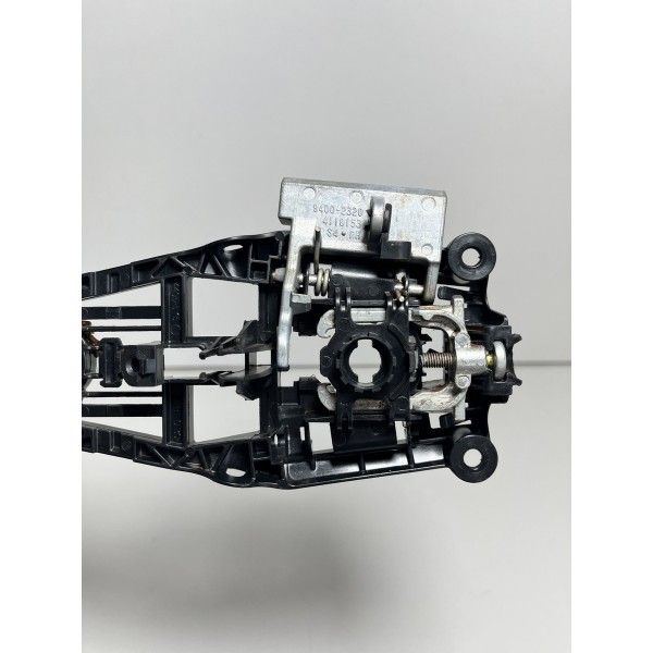 Estribo Da Maçaneta Dianteira Direita S10 13/15 Original Traseira