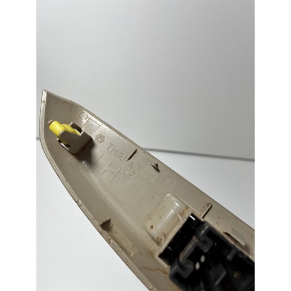 Comando Botão Vidro Traseiro Esquerdo Hilux 13/16 Original