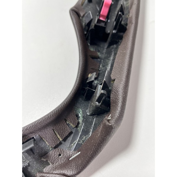 Apoio De Braço Traseiro Esquerdo Toyota Sw4 16/20 Original Marrom Desbotado