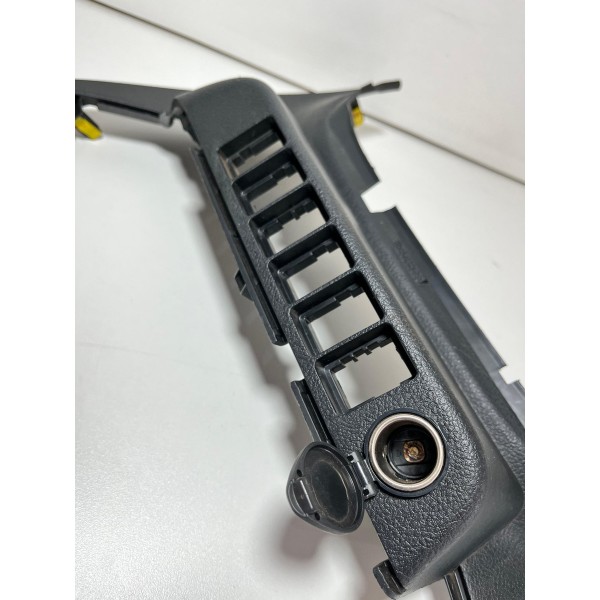 Moldura Tomada Toyota Hilux Srx 2.8 2017/2023 Original