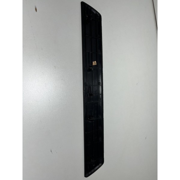 Soleira Porta Dianteira Esquerda Hilux Sw4 2016-23 Original Preto