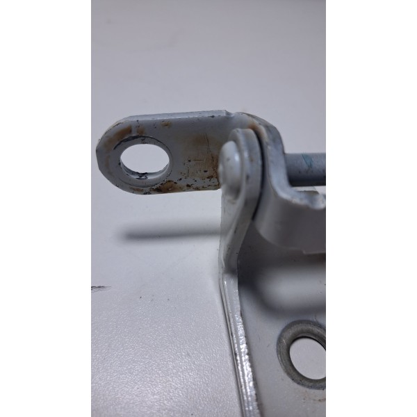 Dobradiça Inferior Porta Traseira Esquerda Hilux Sw4 16/21