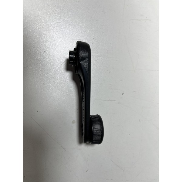 Manivela Vidro Manual Hilux 2017 Cabine Simples Orig Unid.