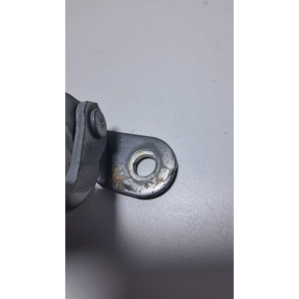 Dobradiça Porta Traseira Direita Hilux 05/15 Original