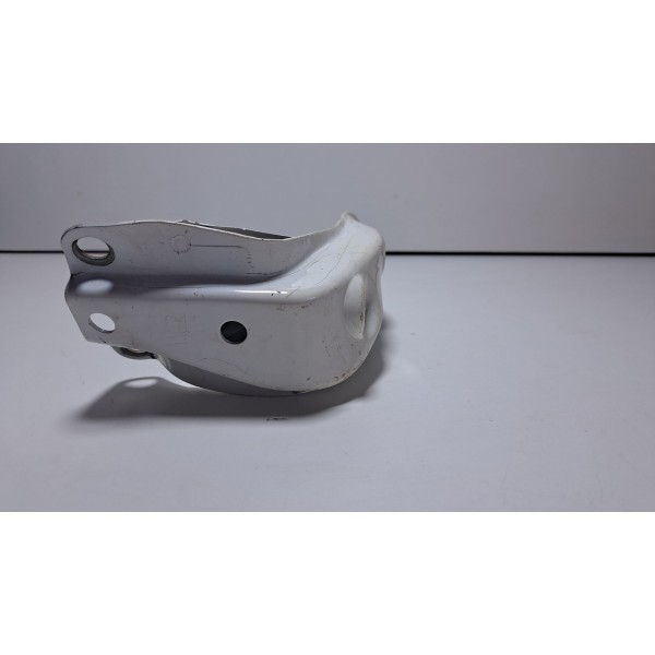 Suporte Guia Para-lama Dianteiro Direito Hilux Srv