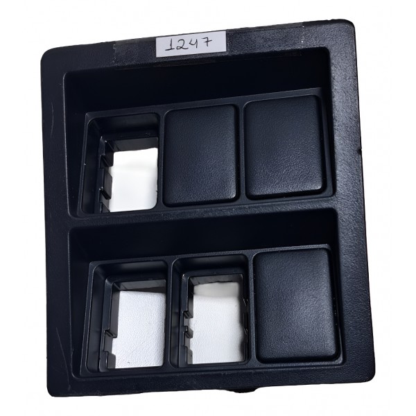 Moldura Botão Painel Toyota Hilux 16/23 Original