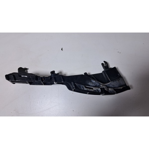 Guia Parachoque Dianteiro Esquerdo Hilux Sw4 2012/2015 Orig