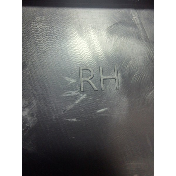 Acabamento Coluna Inf. Direito Hilux Srv 2016/2021 Original