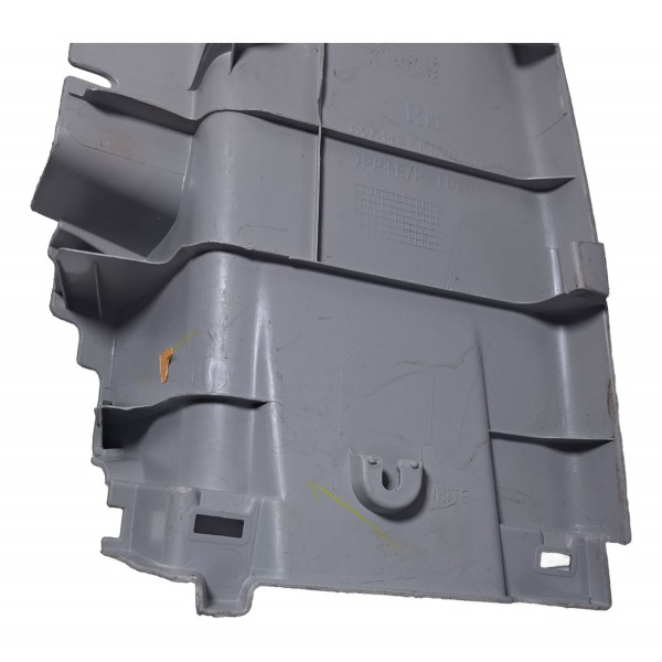 Acabamento Interno Coluna Traseira Direita Hilux 16/20 Orig